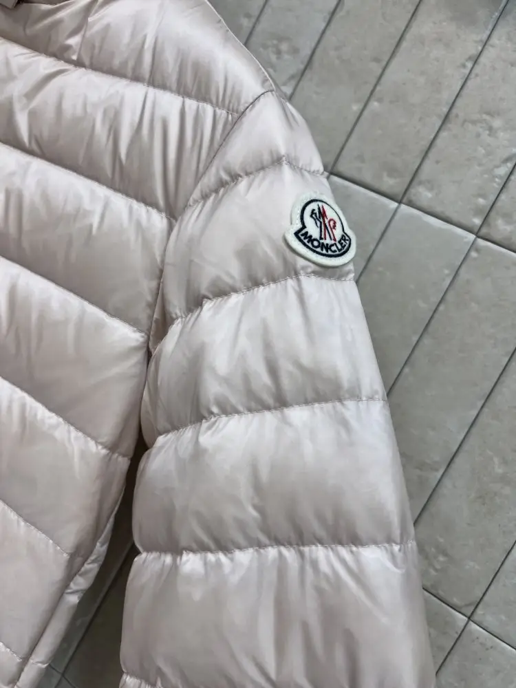 Moncler Куртка жіноча — Фото 2