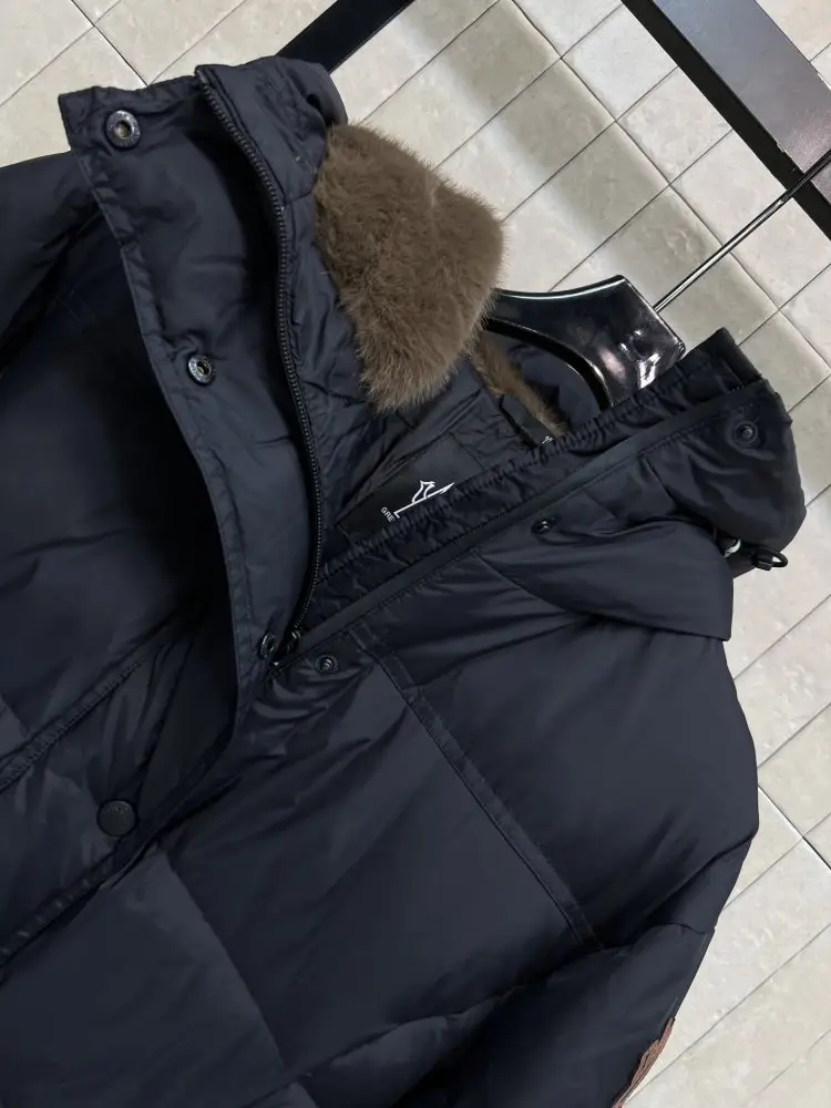 Moncler Куртка женская — Фото 2