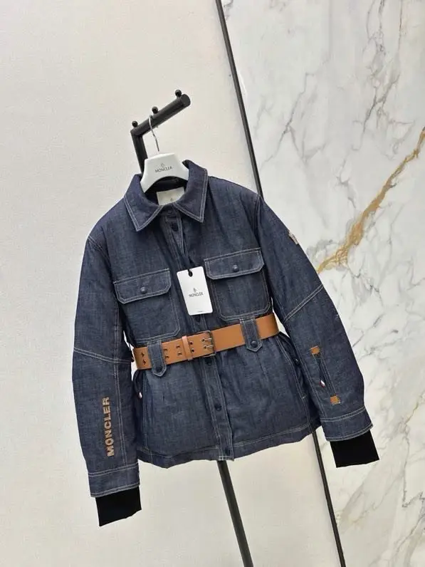 Moncler Куртка женская — Фото 2