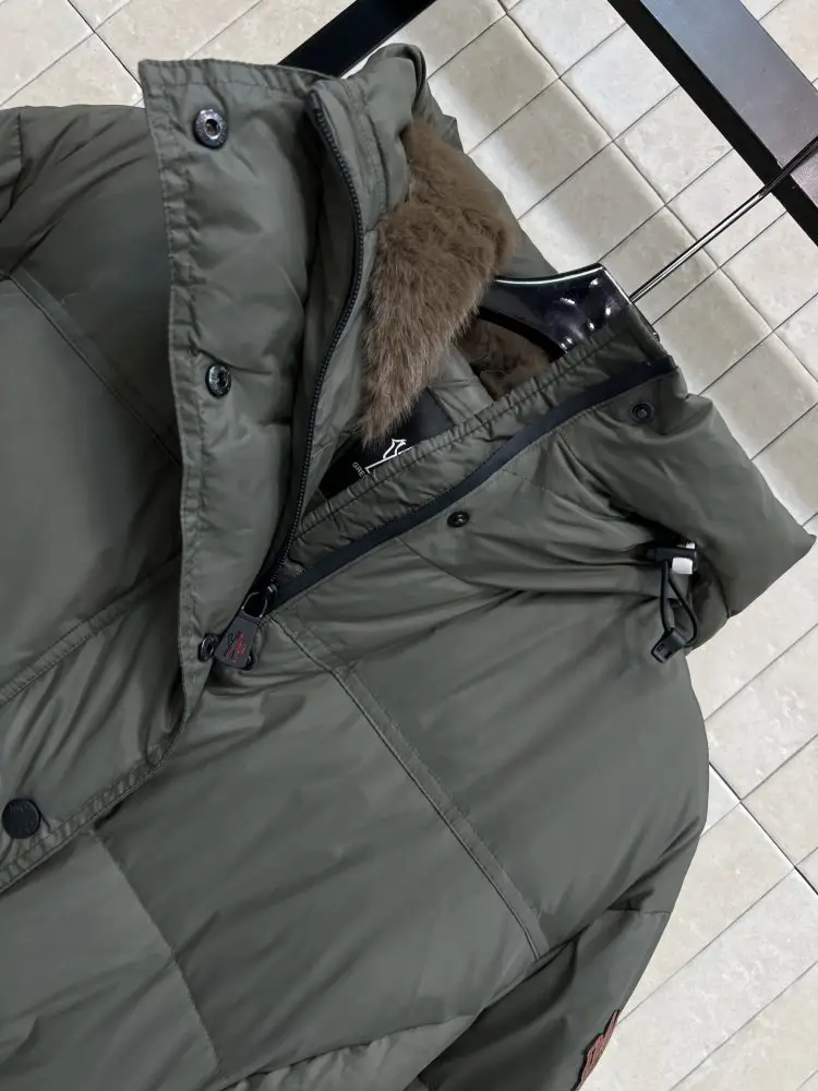 Moncler Куртка женская — Фото 2