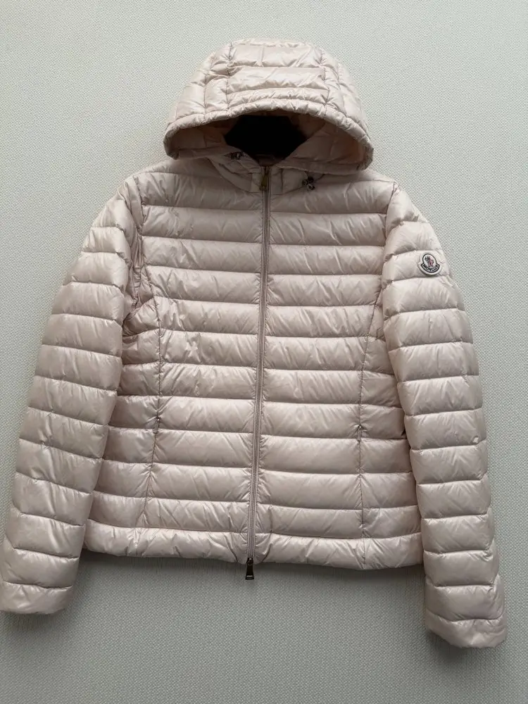 Moncler Jacket women's — Photo 3