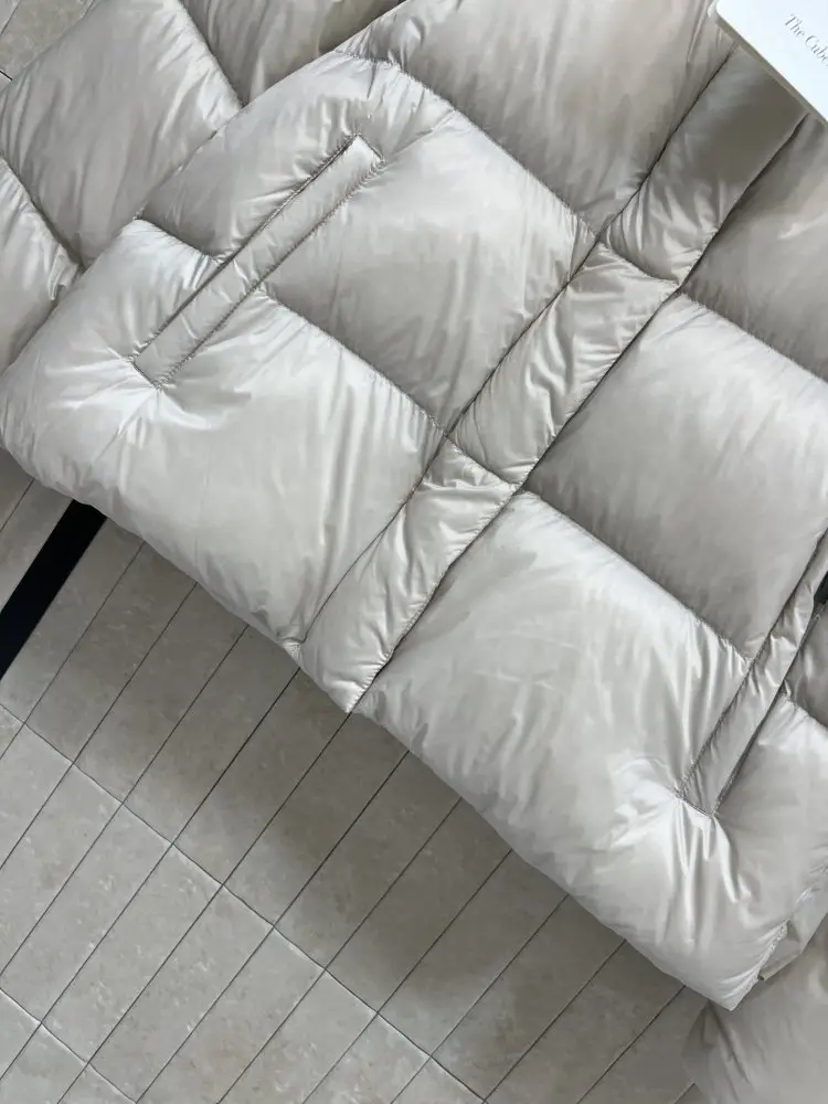 Moncler Jacket women's — Photo 3