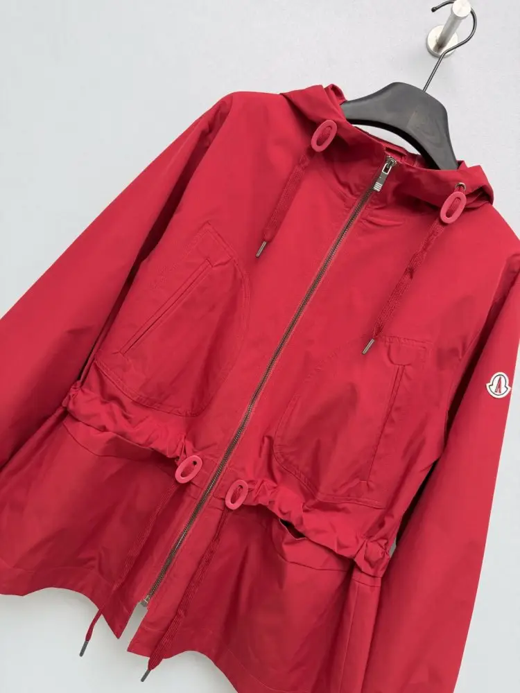 Moncler Jacket women's — Photo 3