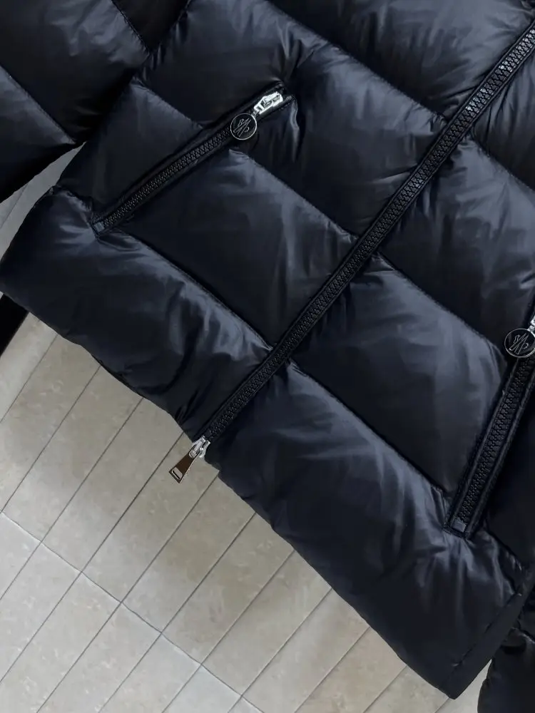 Moncler Куртка жіноча — Фото 3
