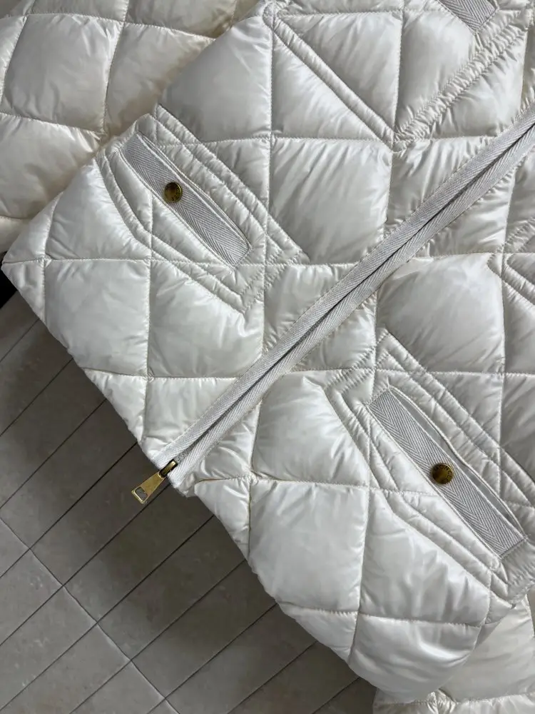 Moncler Куртка женская — Фото 3