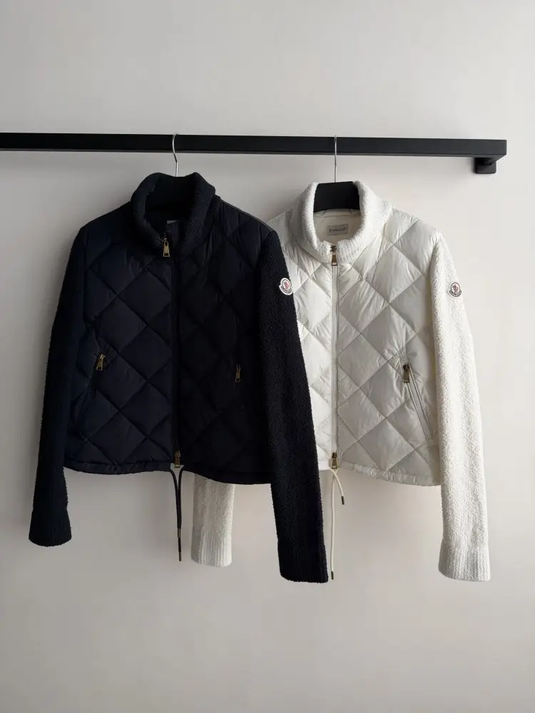 Moncler Куртка женская — Фото 3