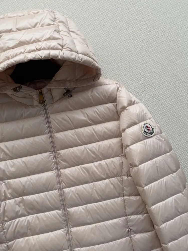 Moncler Jacket women's — Photo 4