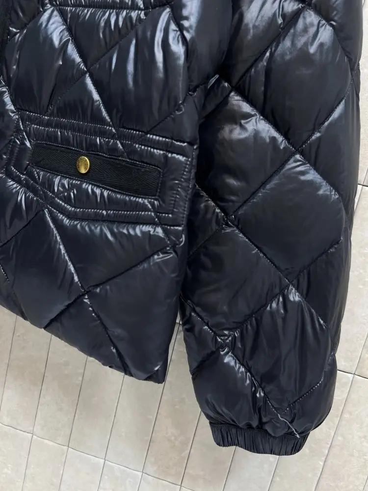 Moncler Куртка женская — Фото 4