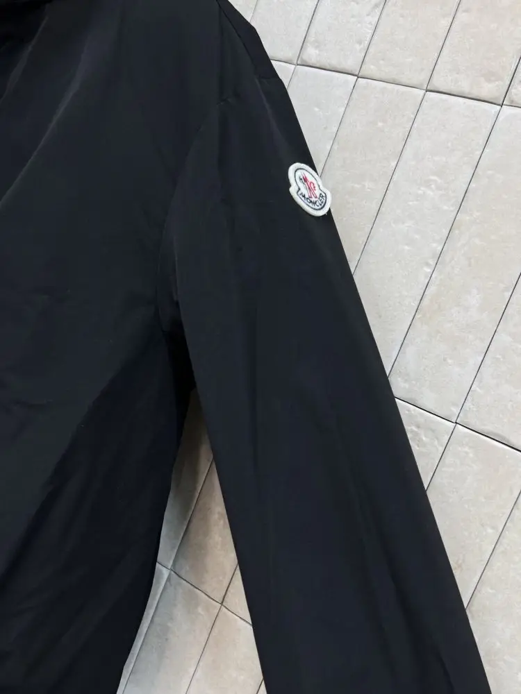 Moncler Куртка жіноча — Фото 4