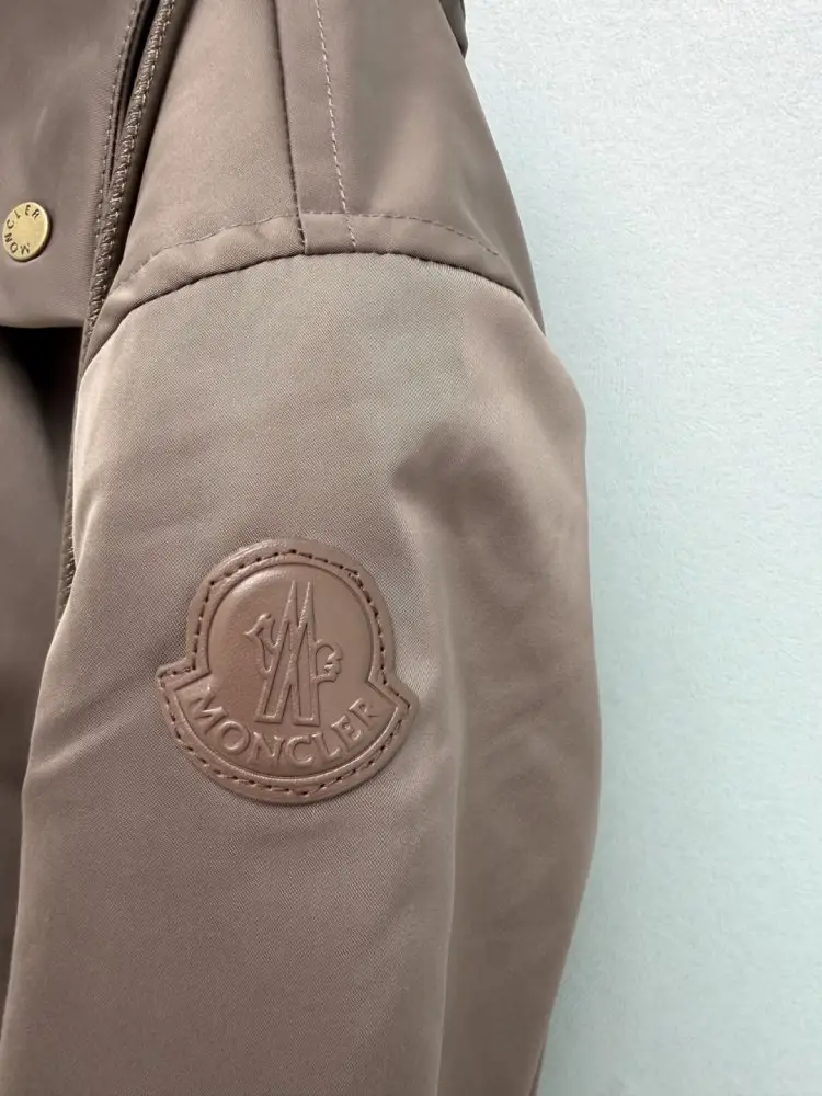 Moncler Куртка жіноча — Фото 4