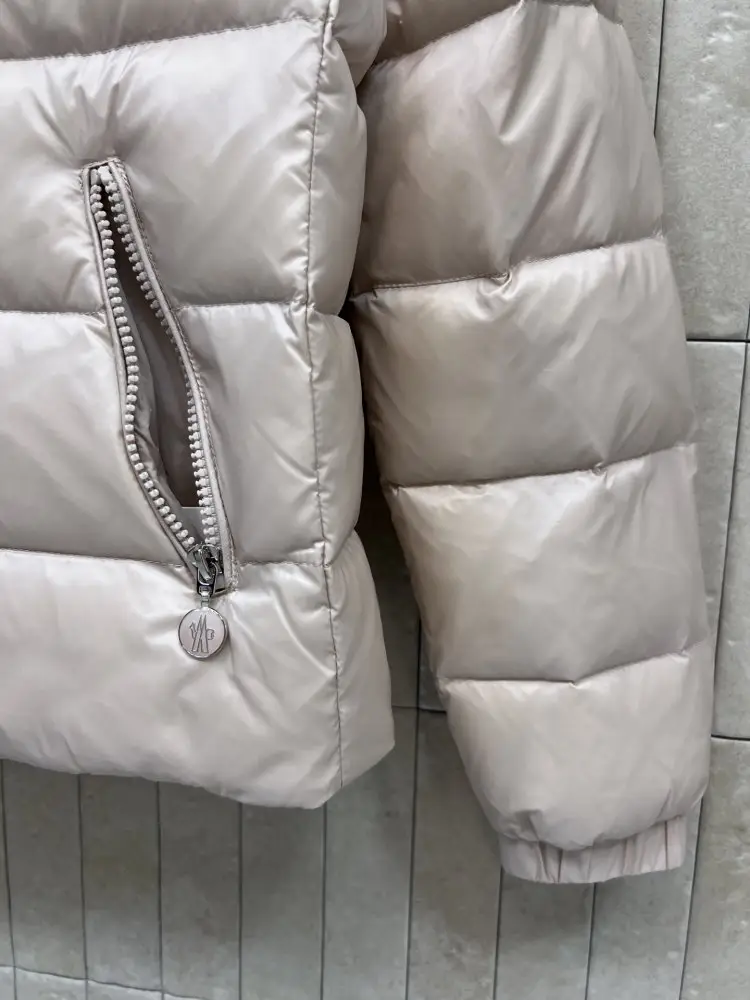 Moncler Куртка жіноча — Фото 4