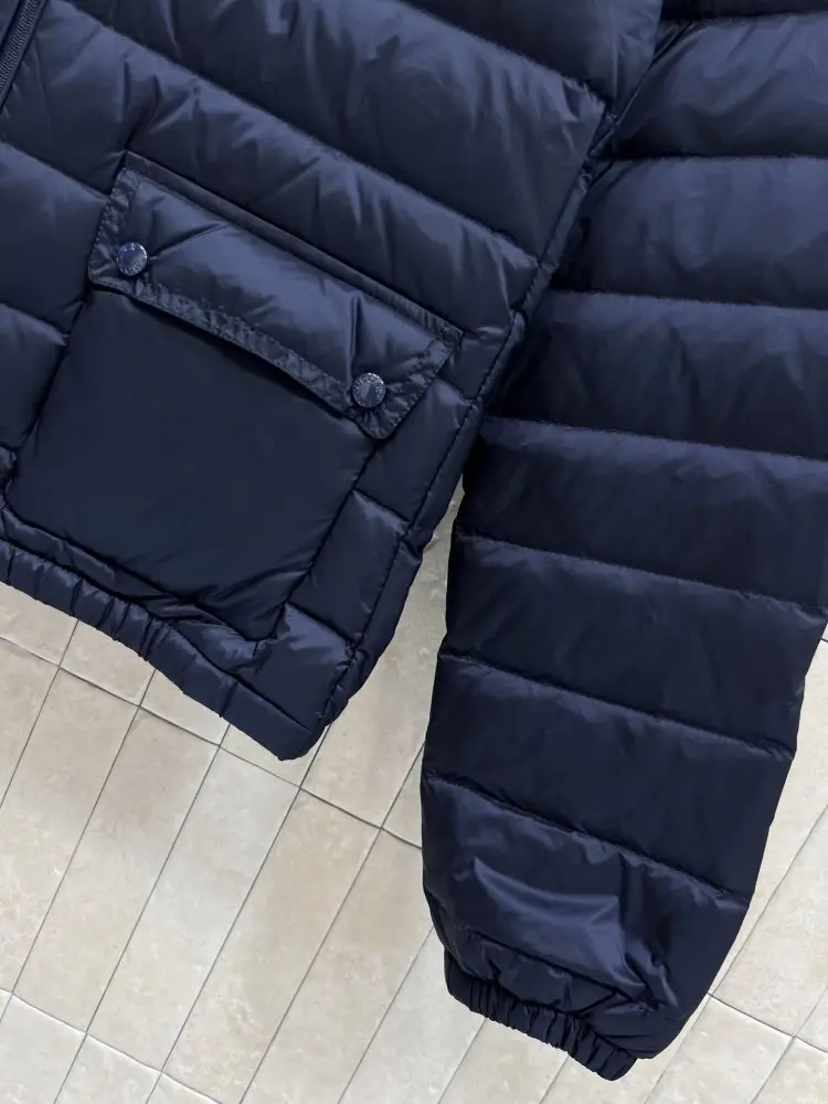 Moncler Куртка жіноча — Фото 4