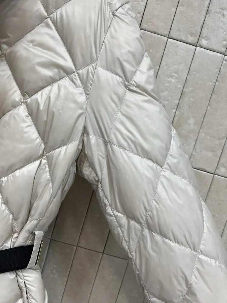 Moncler Куртка женская — Фото 4