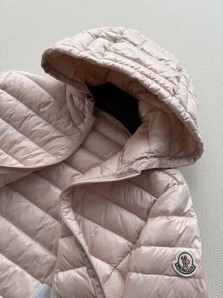 Moncler Jacket women's — Photo 5