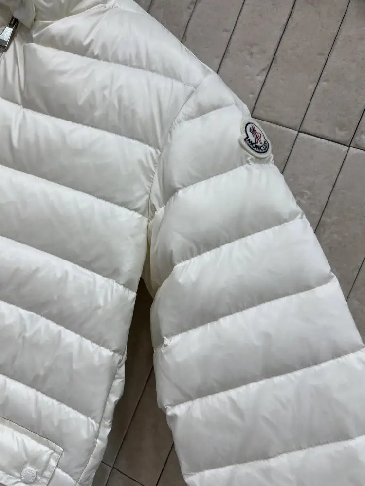 Moncler Jacket women's — Photo 5