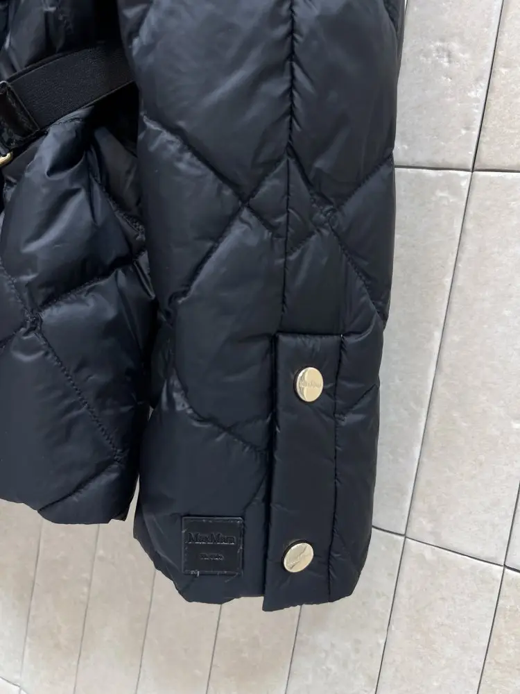 Moncler Куртка женская — Фото 5