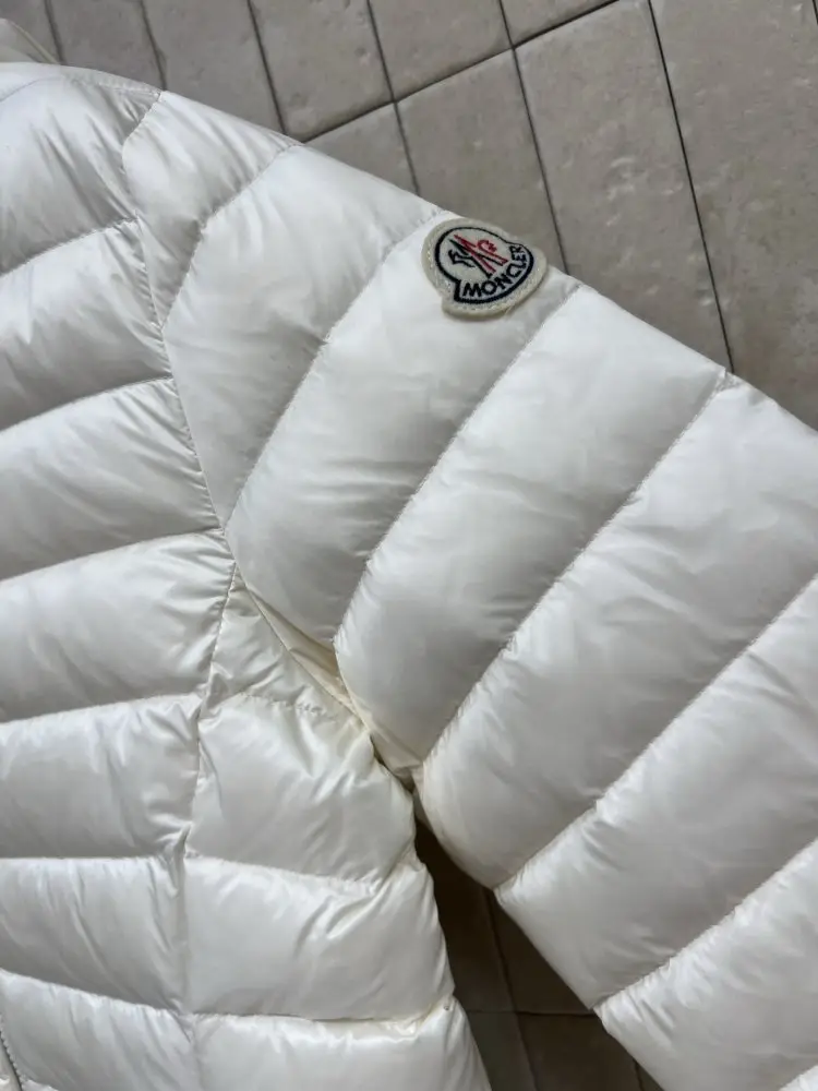 Moncler Куртка жіноча — Фото 5