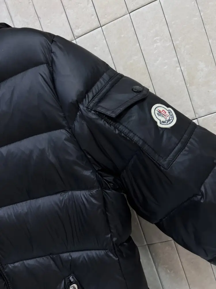 Moncler Куртка жіноча — Фото 5