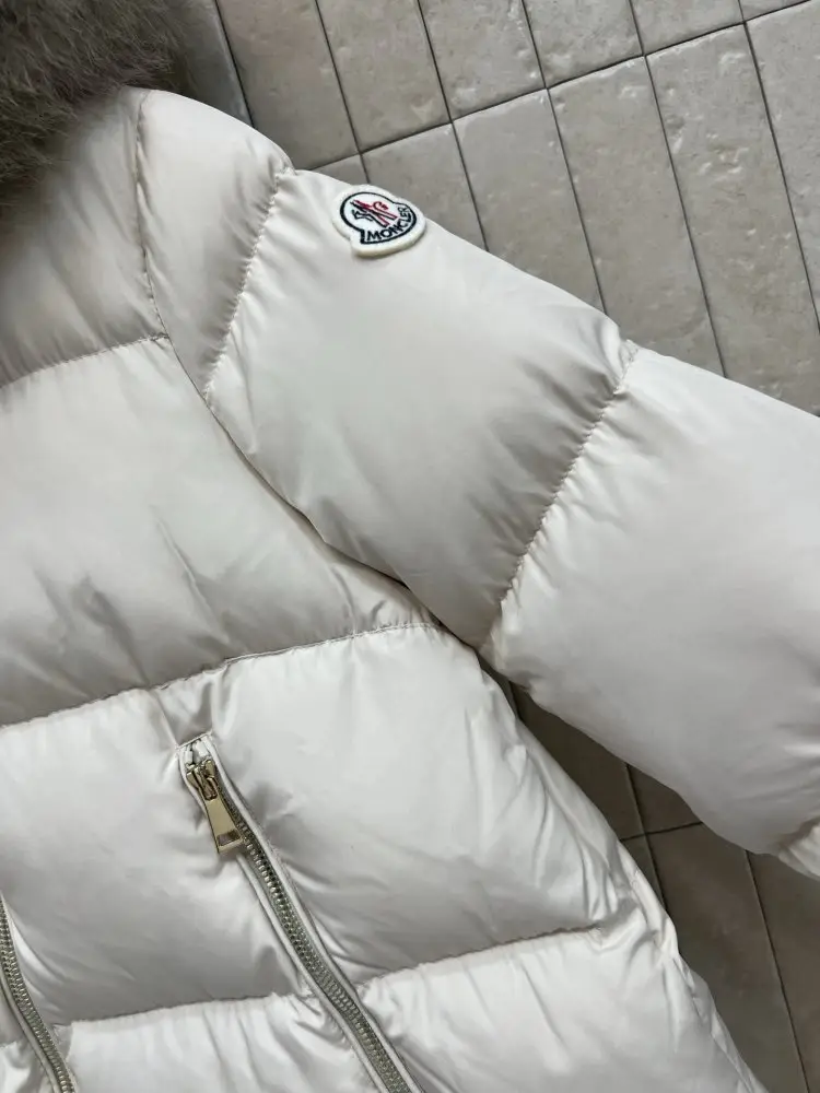 Moncler Куртка женская — Фото 5
