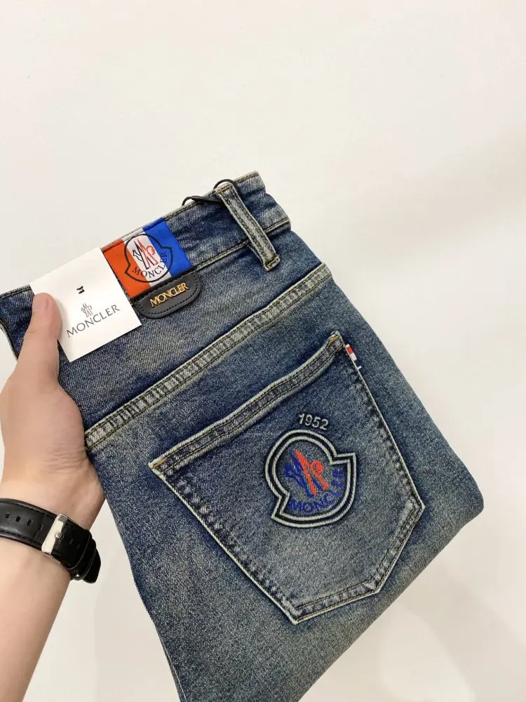 Moncler — Jeans men's