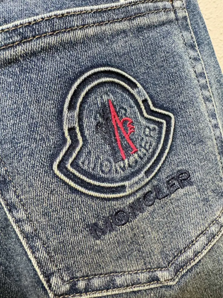 Moncler Jeans men's — Photo 4