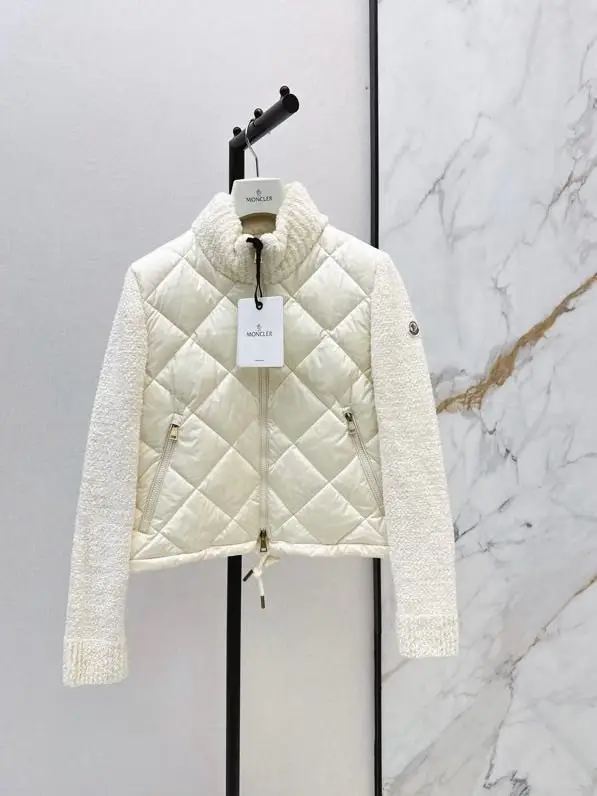 Moncler — В'язана пухова куртка в стилі печворк