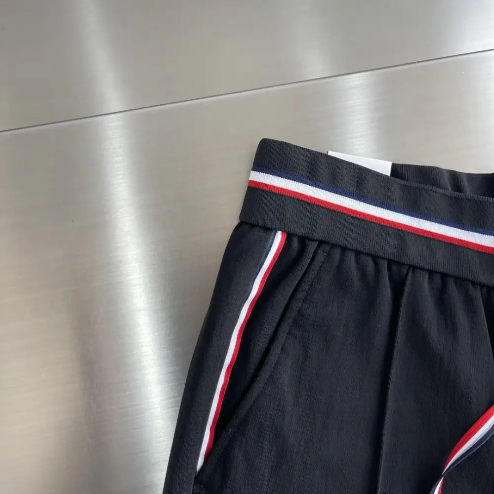 Moncler Pants sport men's — Photo 4