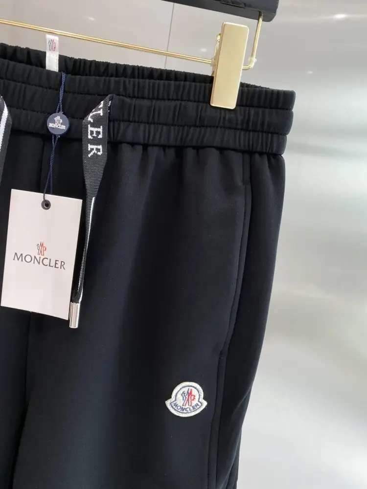 Moncler Pants sport men's — Photo 4