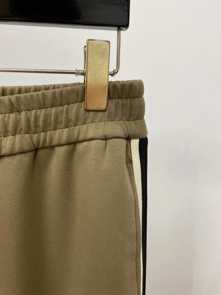 Moncler Pants sport men's — Photo 4