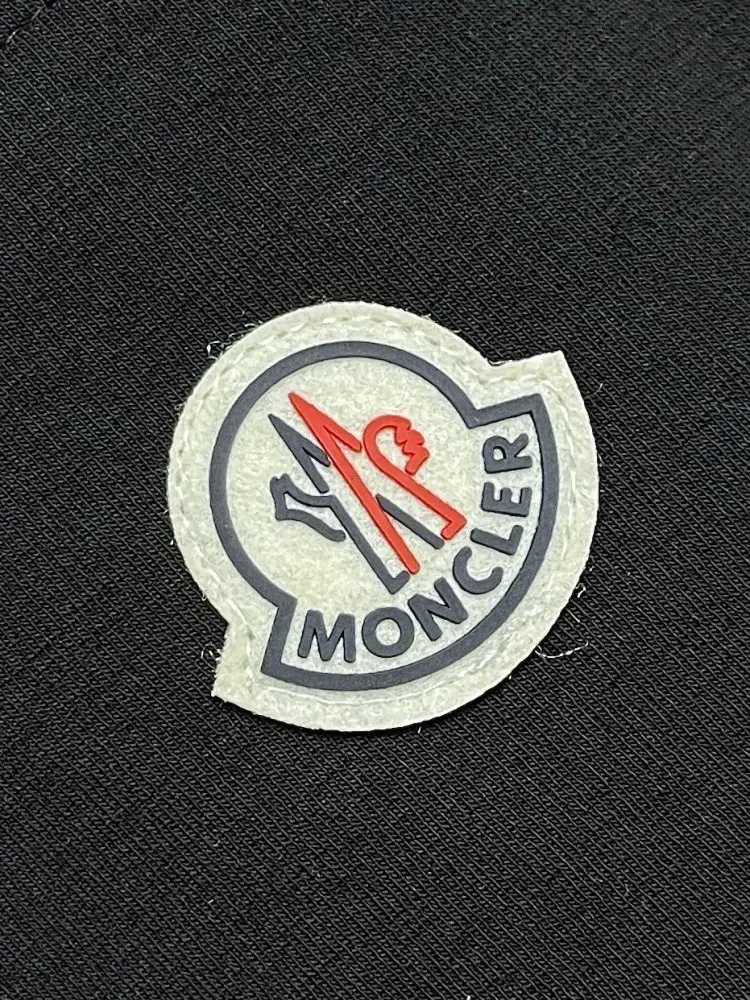 Moncler Pants sport men's — Photo 5