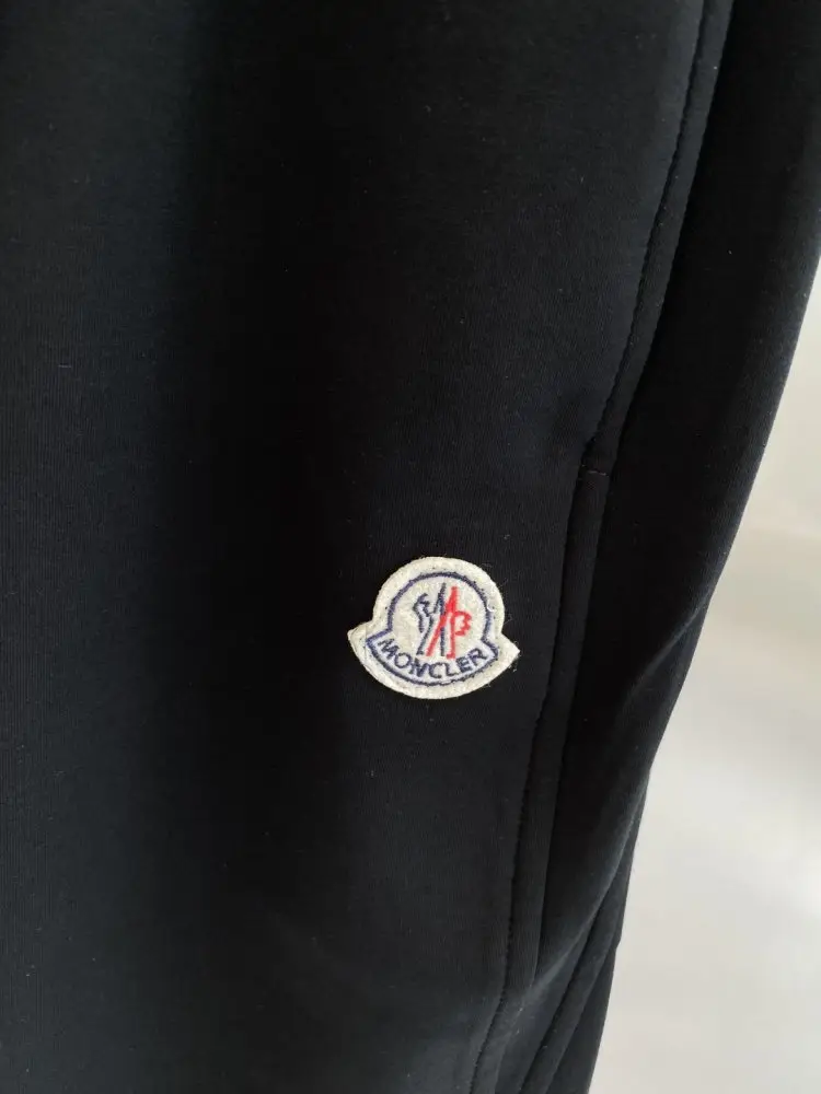 Moncler Pants sport men's — Photo 5