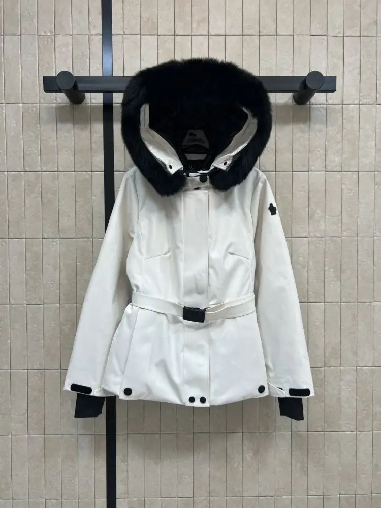 Moncler — Парка со съемным капюшоном и воротником из лисьего меха