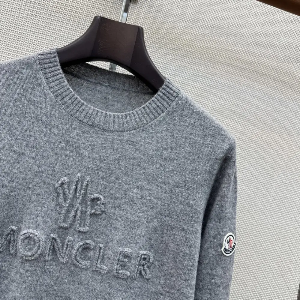 Moncler Светр жіночий — Фото 3