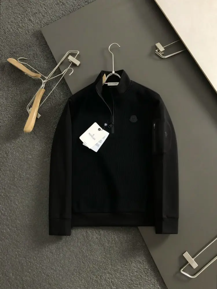 Moncler — Светр чоловічий