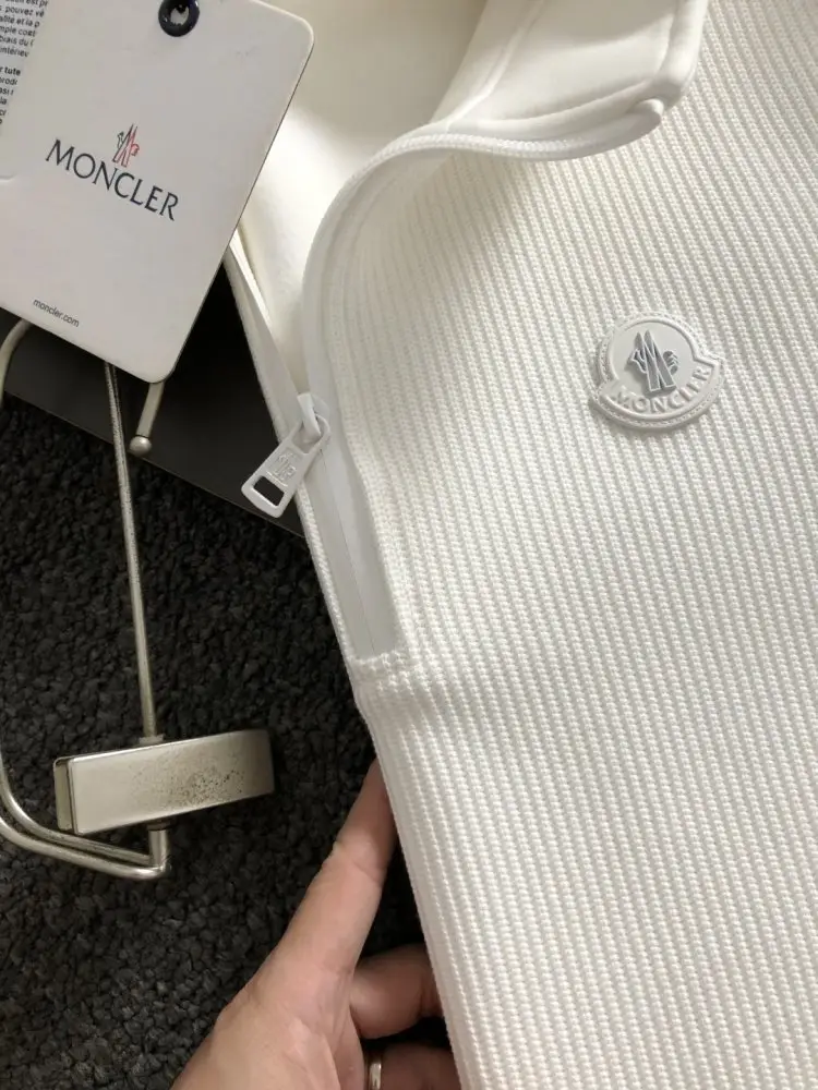 Moncler Светр чоловічий — Фото 3
