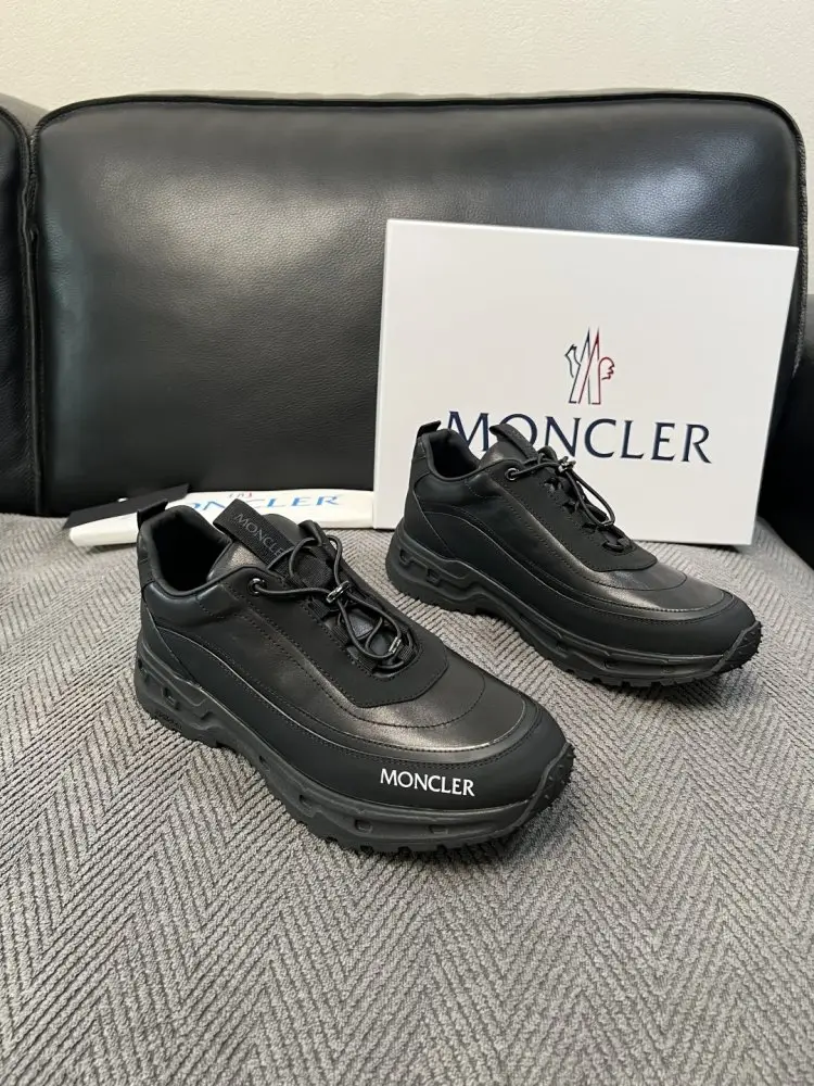 Moncler Кросівки чоловічі — Фото 1