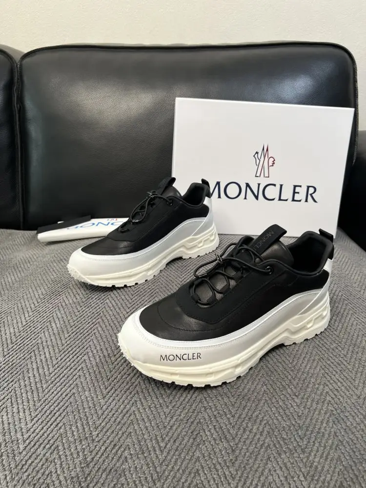 Moncler Sneakers men's — Photo 2