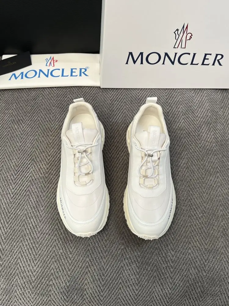 Moncler Sneakers men's — Photo 3