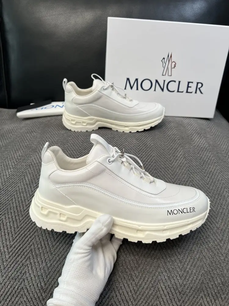 Moncler Sneakers men's — Photo 4