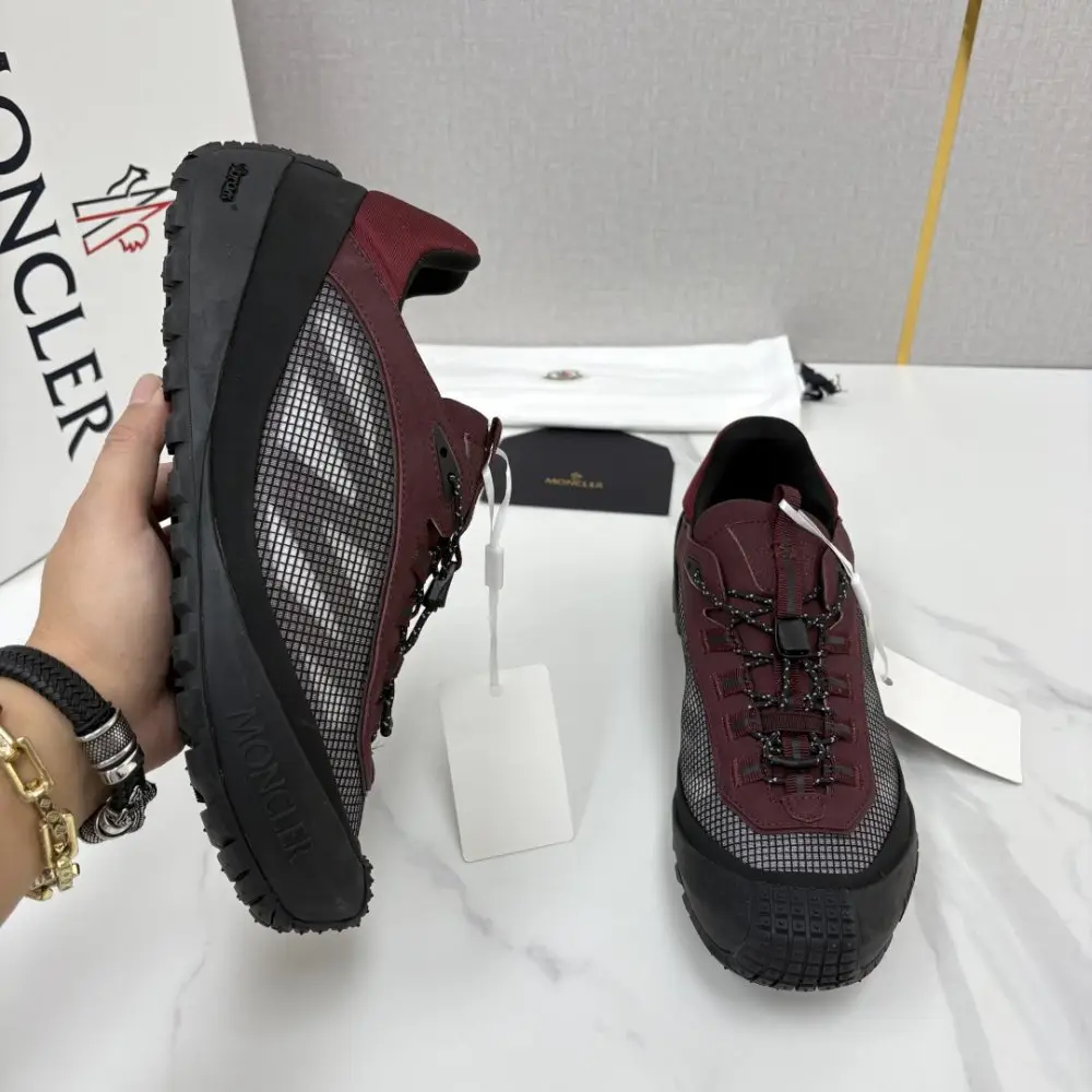 Moncler Sneakers — Photo 4