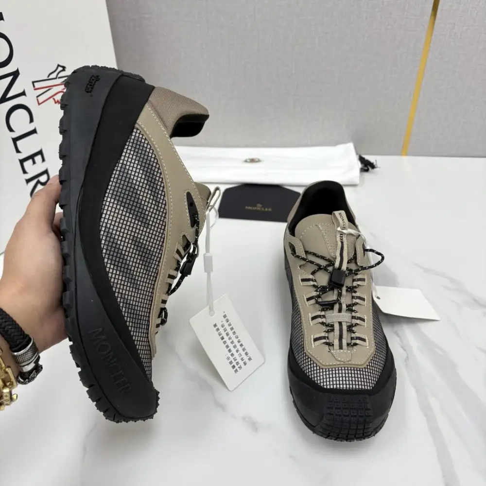 Moncler Sneakers — Photo 4
