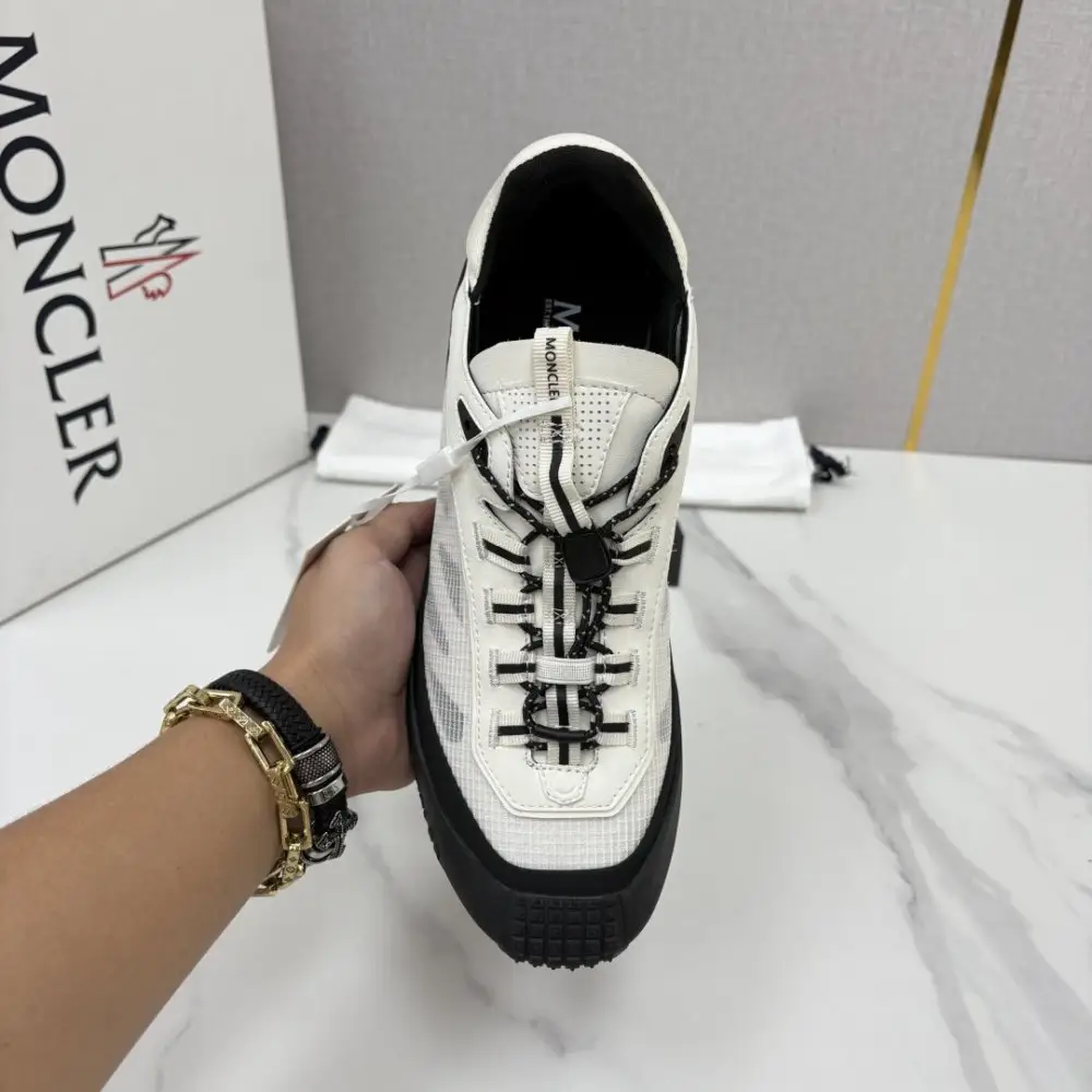 Moncler Sneakers — Photo 5