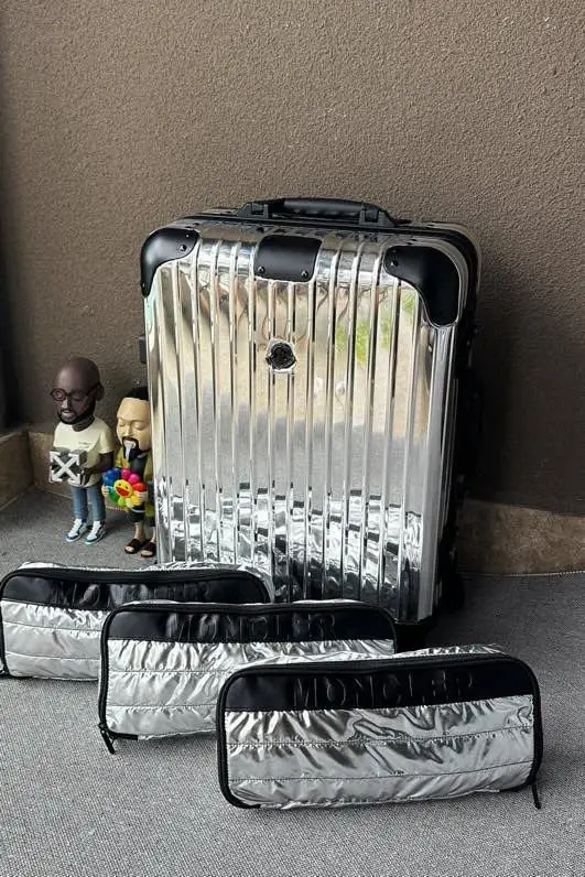 Moncler — Suitcase for manual luggage Moncler x Rimowa Reflection Silver