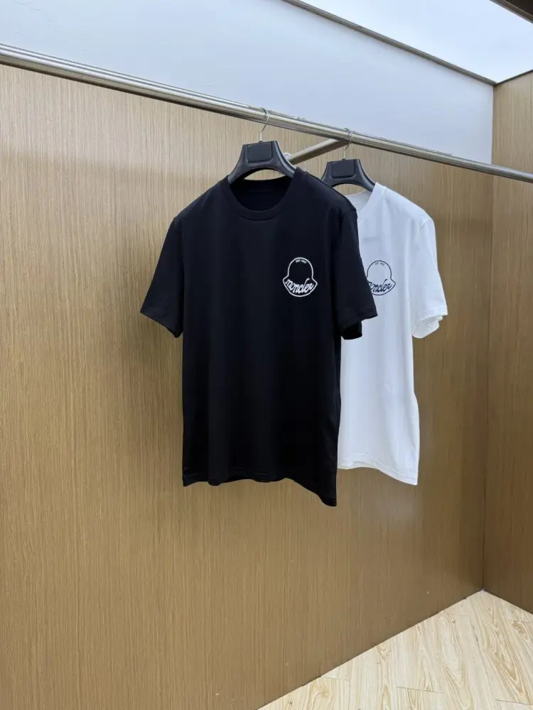 Moncler — Футболка мужская