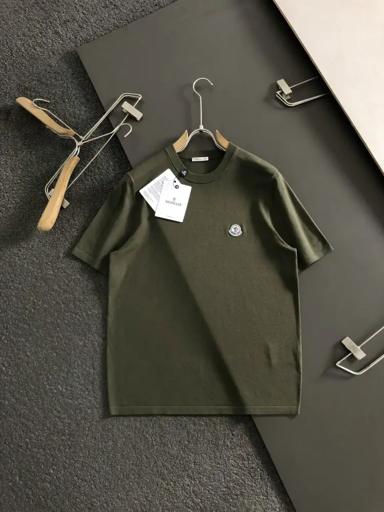 Moncler T-shirt men's — Photo 2