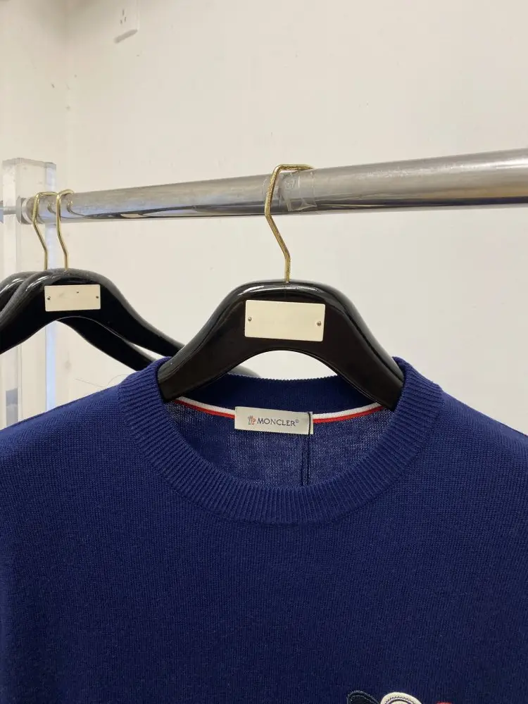 Moncler T-shirt men's — Photo 2