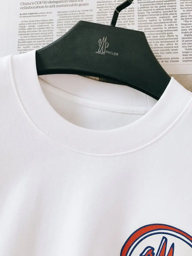 Moncler T-shirt men's — Photo 3