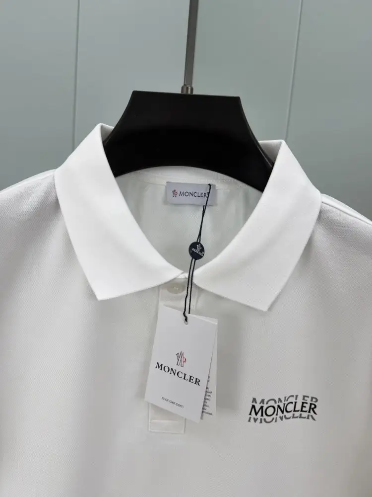 Moncler T-shirt men's — Photo 3