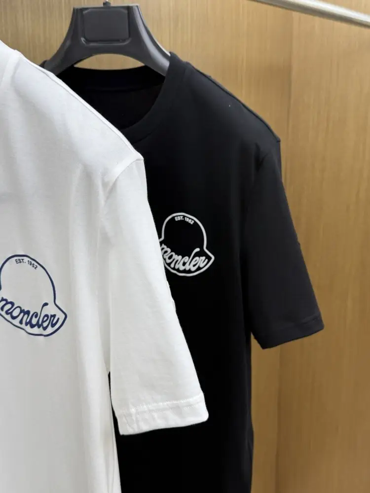 Moncler T-shirt men's — Photo 3