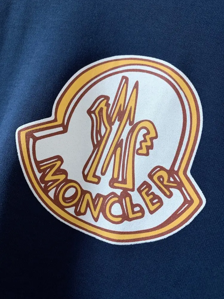 Moncler T-shirt men's — Photo 5
